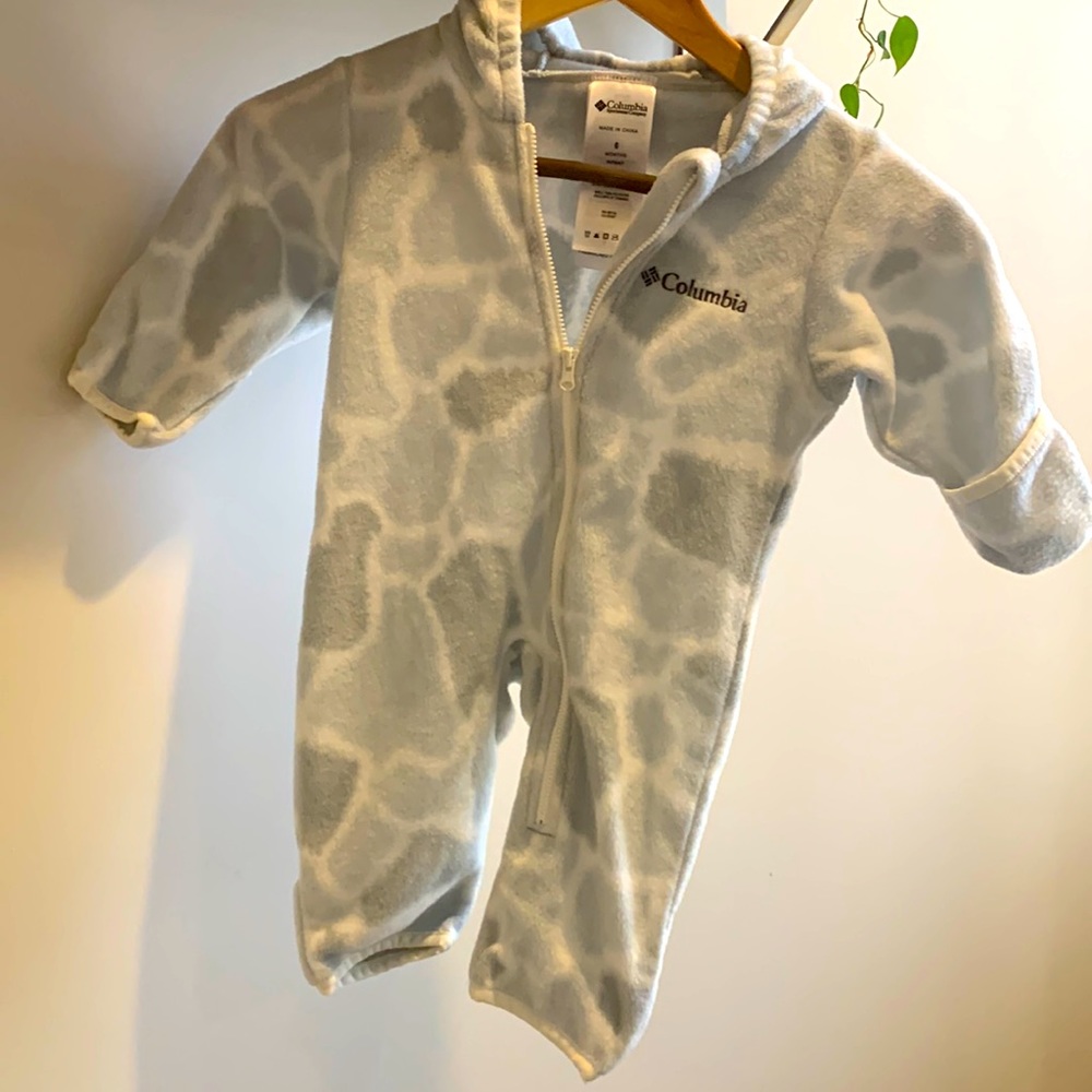Columbia baby bunting used fleece onesie size 6 months